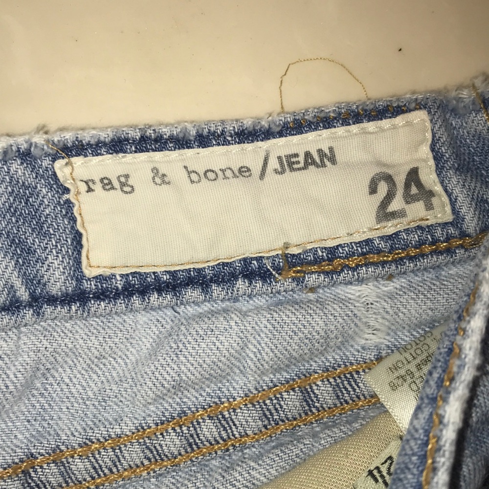 Distressed Rag & Bone shorts - Picture 3 of 3